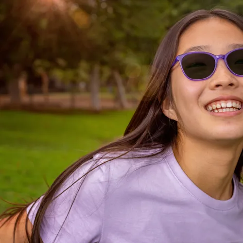 MiYOSMART girl wearing sunglasses